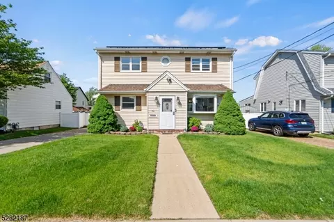 34 Lotz Hill Rd, Clifton, NJ 07013