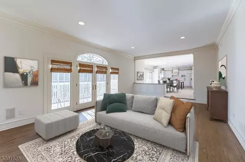 22 Sutton Dr, Berkeley Heights, NJ 07922 photo 16