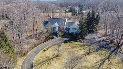 22 Sutton Dr, Berkeley Heights, NJ 07922 photo 37