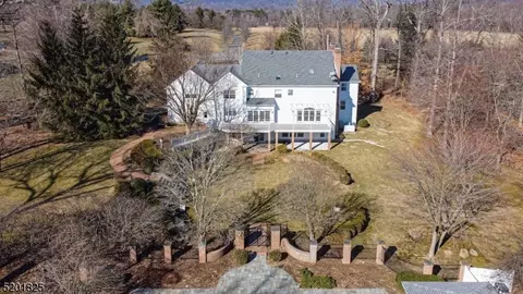 22 Sutton Dr, Berkeley Heights, NJ 07922 photo 39