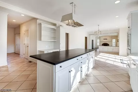 22 Sutton Dr, Berkeley Heights, NJ 07922 photo 11