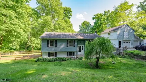 20 Lower Ferry Rd, Stockton, NJ 08559