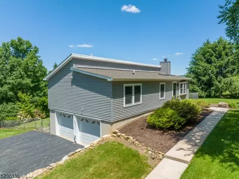 262 Asbury-west Portal Rd, Bethlehem Twp, NJ 08802