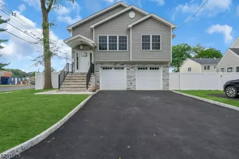 200 N 16th St, Kenilworth, NJ 07033