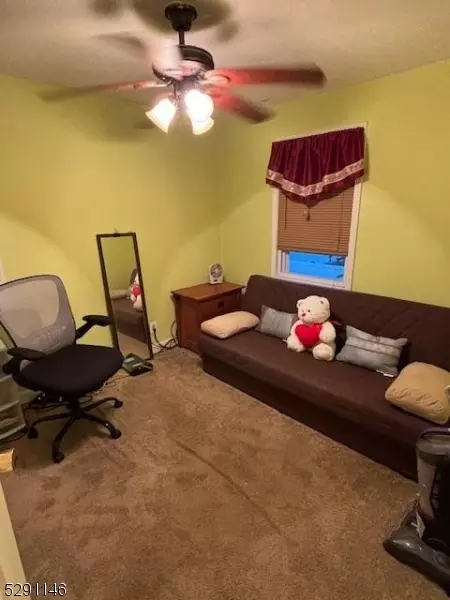 119 Macarthur Dr, Edison, NJ 08837 photo 4