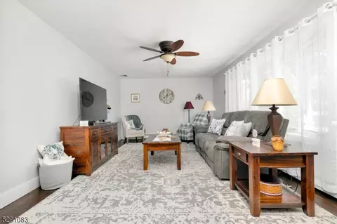 208 5th St, Hackettstown, NJ 07840 photo 3