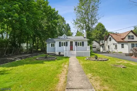 24 Meggins Rd, Rockaway Twp, NJ 07866
