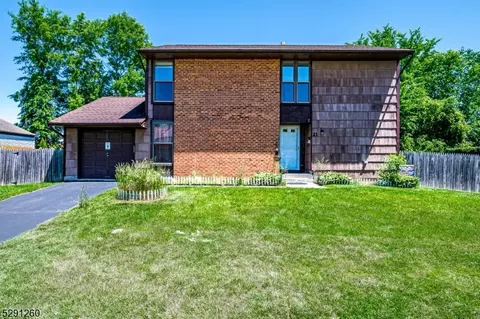 21 Robertson Rd, East Windsor Twp, NJ 08520