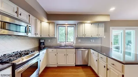 7 Timberline Dr, Wayne, NJ 07470 photo 16