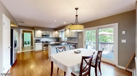 7 Timberline Dr, Wayne, NJ 07470 photo 14