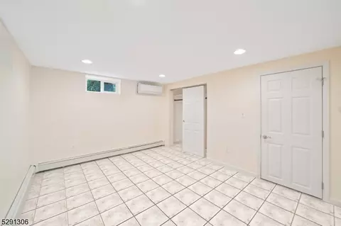 8 Davis Ave, Dover, NJ 07801 photo 16