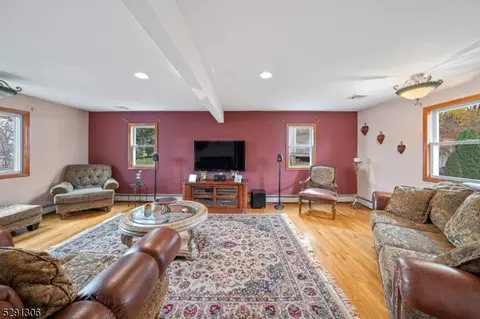 8 Davis Ave, Dover, NJ 07801 photo 4