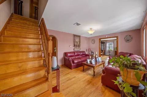 8 Davis Ave, Dover, NJ 07801 photo 3