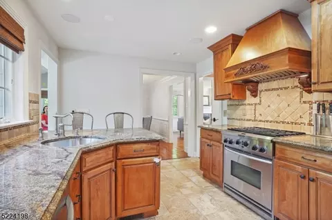 14 Park Ln, Springfield, NJ 07081 photo 10