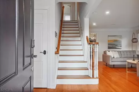 14 Park Ln, Springfield, NJ 07081 photo 2