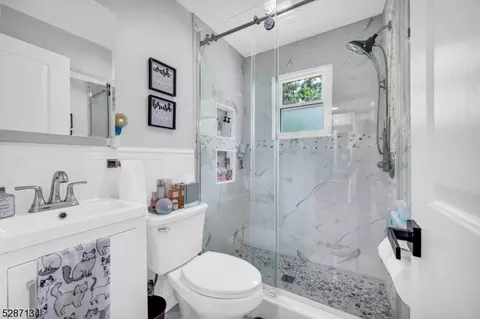 196 Fayette Ave, Wayne, NJ 07470 photo 15