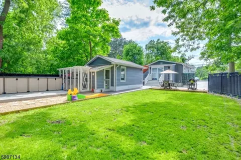 196 Fayette Ave, Wayne, NJ 07470 photo 24