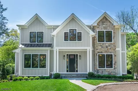 346 Hobart Ave, Millburn Twp, NJ 07078