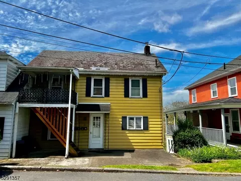 16 Front St, Phillipsburg, NJ 08865