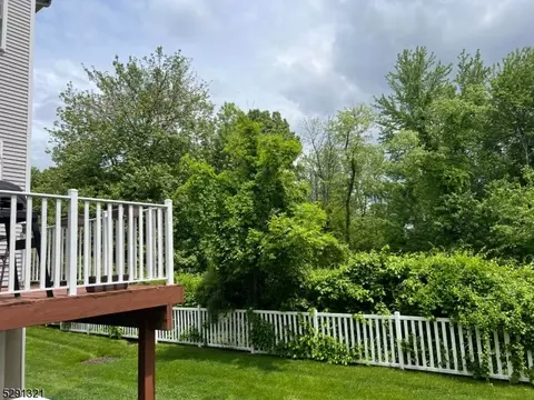 194 Levinberg Ln, Wayne, NJ 07470 photo 26