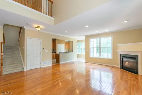 194 Levinberg Ln, Wayne, NJ 07470 photo 11