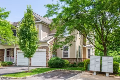 194 Levinberg Ln, Wayne, NJ 07470 photo 5
