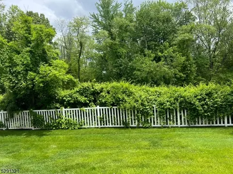 194 Levinberg Ln, Wayne, NJ 07470 photo 27