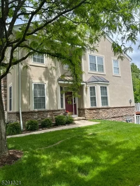 194 Levinberg Ln, Wayne, NJ 07470 photo 4