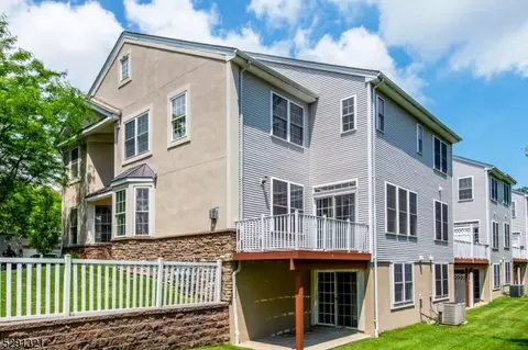 194 Levinberg Ln, Wayne, NJ 07470 photo 29