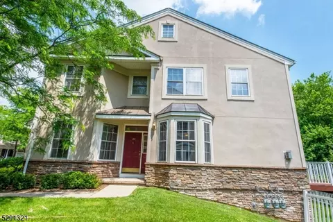 194 Levinberg Ln, Wayne, NJ 07470
