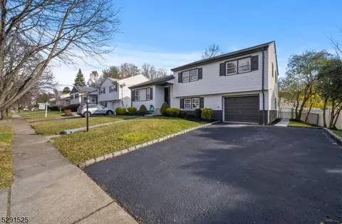 41 Golf Rd, Bloomfield, NJ 07003