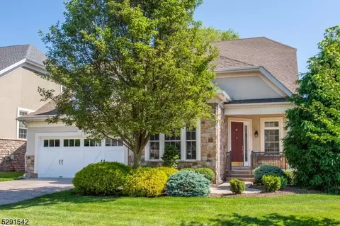 44 Betsy Ross Dr, Warren, NJ 07059