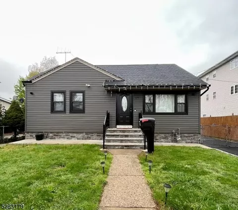 28 W 16th St, Linden, NJ 07036