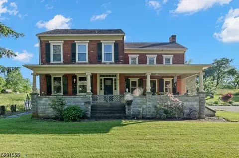 194 County Road 620, Belvidere, NJ 07823