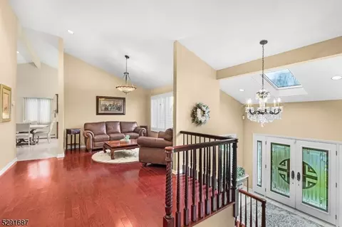 5 Frederick Ct, Wayne, NJ 07470 photo 5