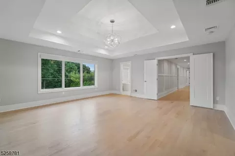 241 Washington Pl, Paramus, NJ 07652 photo 33