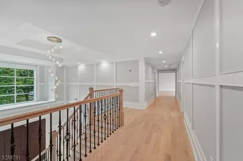 241 Washington Pl, Paramus, NJ 07652 photo 26
