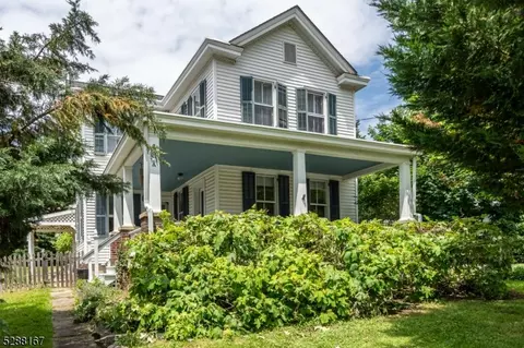 461 Main St, Readington Twp, NJ 08887
