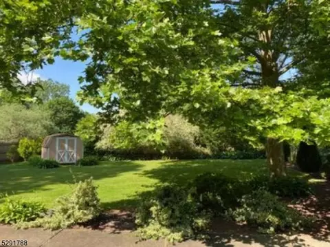 3 Walnut Brook Dr, Flemington, NJ 08822 photo 6