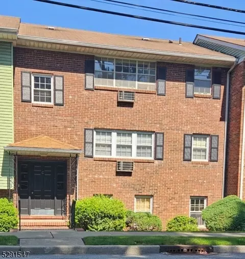 355 Broad St #2C, Clifton, NJ 07013