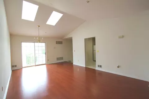36 Potomac Dr, Basking Ridge, NJ 07920