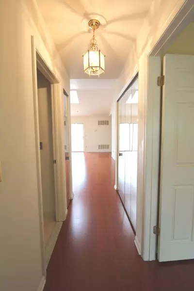 36 Potomac Dr, Basking Ridge, NJ 07920 photo 6