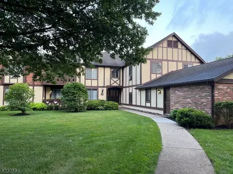 24 Canterbury Rd #B, Chatham Twp, NJ 07928