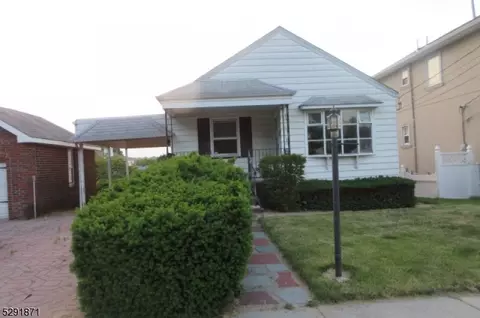 789 Chase Ave, Lyndhurst, NJ 07071