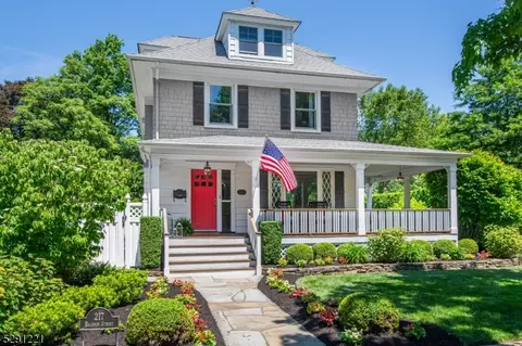 217 Baldwin St, Glen Ridge, NJ 07028