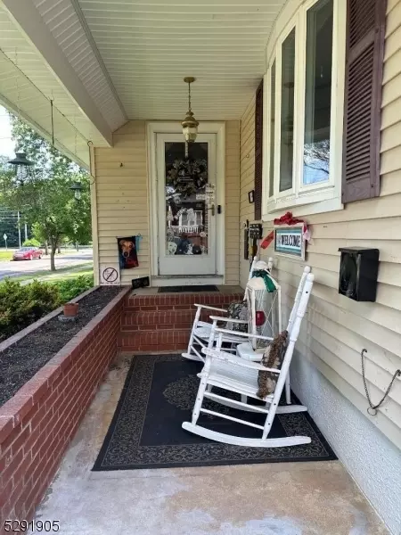 15 Codington Pl, Somerville, NJ 08876 photo 2