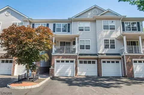 312 Dalton Ct, Denville, NJ 07834