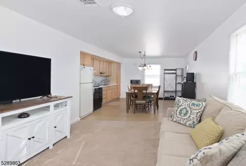108 W Franklin St, Hackensack, NJ 07601 photo 6