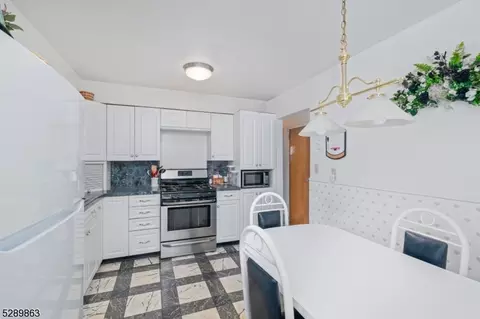 108 W Franklin St, Hackensack, NJ 07601 photo 19