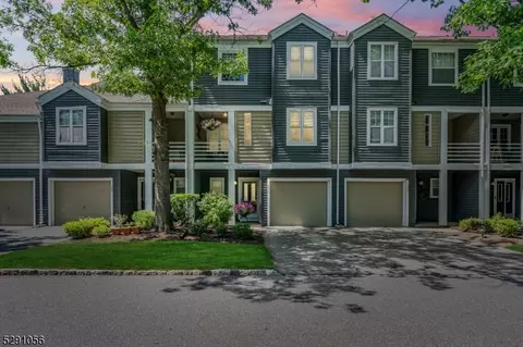 368 Pond Rd, Bridgewater, NJ 08807